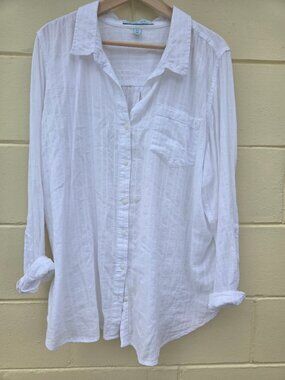 Gently used Blue Sol long sleeve white shirt 1X